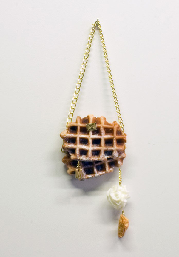 Reggelizz luxustáskát!