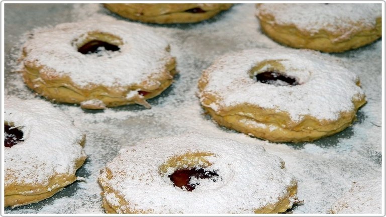 Húsvéti répás linzer