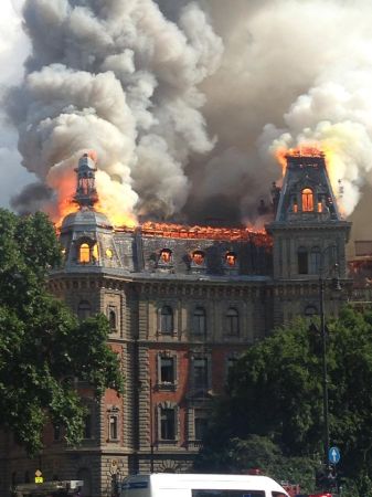 Andrássy úti tűzeset: május közepéig keresi a rendőrség a felelősöket Andrássy úti tűzeset: május közepéig keresi a rendőrség a felelősöket