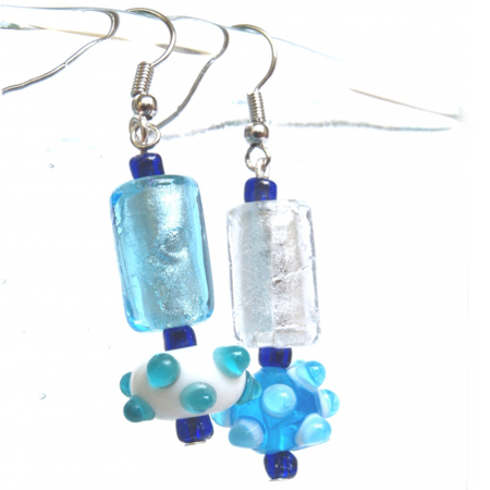 A tavasz ékszertrendje: a felemás fülbevaló