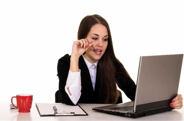 Tablet vagy laptop? 5 kérdést tegyél fel magadnak, mielőtt döntesz Tablet vagy laptop? 5 kérdést tegyél fel magadnak, mielőtt döntesz