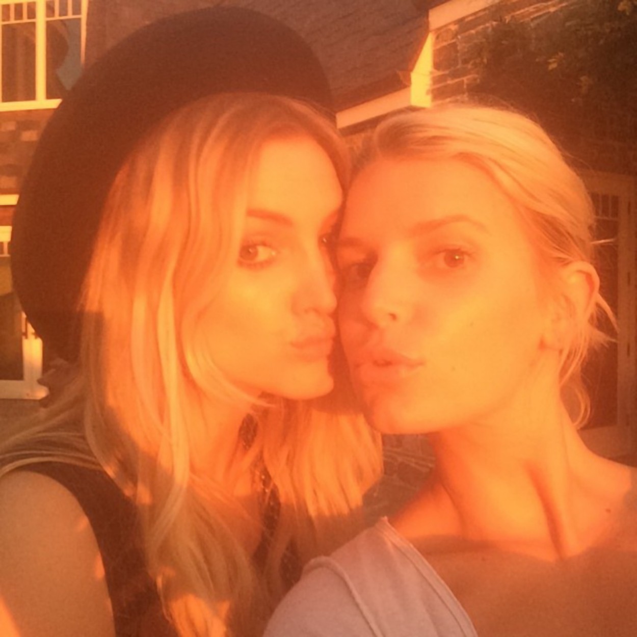 Ők sztárvilág 8 legaranyosabb testvérpárja - fotók