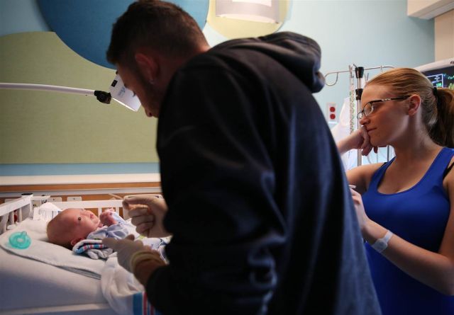 Orr nélkül született, de a szülei szerint így tökéletes, ahogy van Orr nélkül született, de a szülei szerint így tökéletes, ahogy van