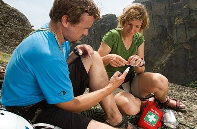 Praktikus elsősegélydoboz nyaraláshoz