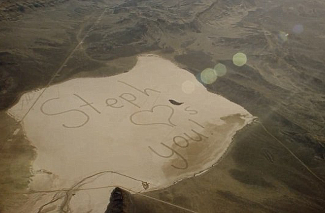 Megható üzenetet küldött apjának az űrbe a tinilány