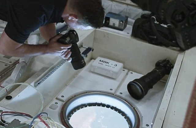 Megható üzenetet küldött apjának az űrbe a tinilány