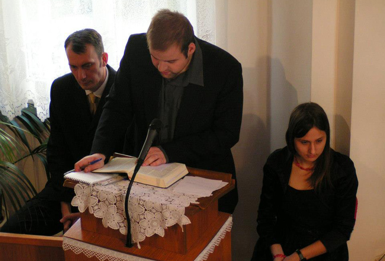 Tankcsapda koncertről a teológia szakra – interjú Szabó Gergő, teológushallgatóval