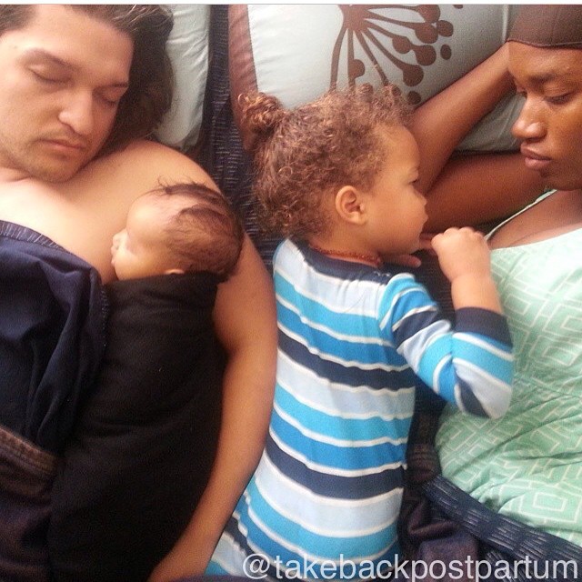 Szülés után az első hetek: nem csupa móka és kacagás