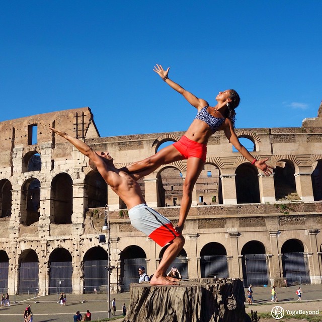 Körbejógázta a világot egy pár - képek