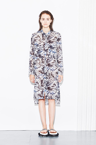 Egy kétéves kislány rajzaiból készült ruhakollakció - képek