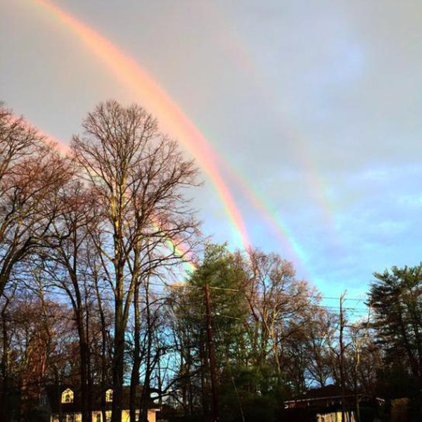 Négyszeres szivárvány tűnt fel az égen - fotó Négyszeres szivárvány tűnt fel az égen - fotó