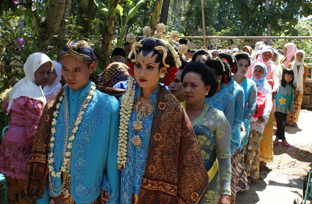 10 különleges esküvői ruha távoli országokból - galéria 10 különleges esküvői ruha távoli országokból - galéria