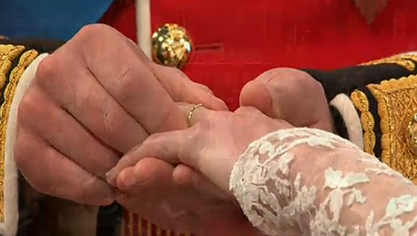 4 éve házasok - 11 emlékezetes volt Katalin hercegnő és Vilmos herceg esküvőjéről 4 éve házasok - 11 emlékezetes volt Katalin hercegnő és Vilmos herceg esküvőjéről