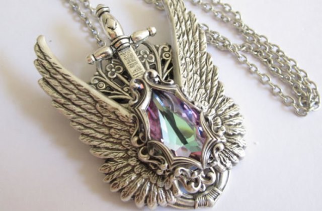 A Trónok harca inspirálta az ékszerkészítőt - fotók