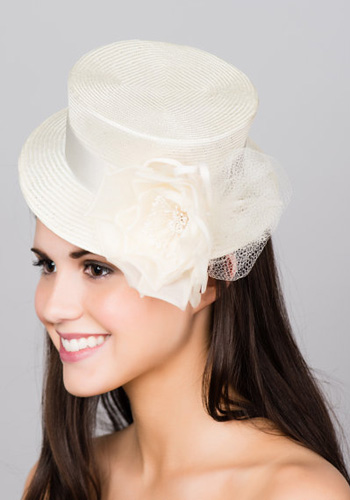 Fátyol helyett házasodj cilinderben!