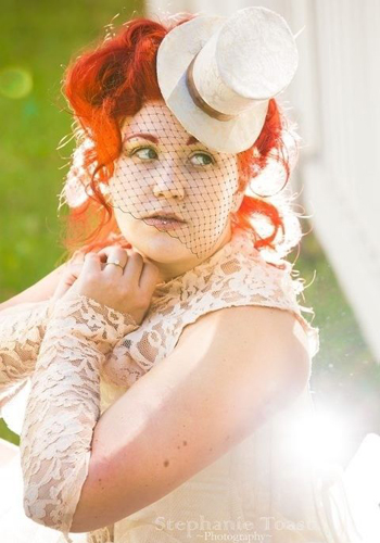 Fátyol helyett házasodj cilinderben!