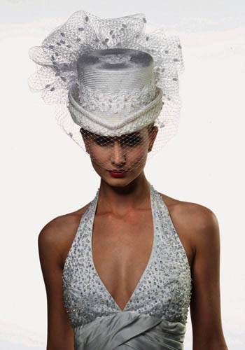 Fátyol helyett házasodj cilinderben!