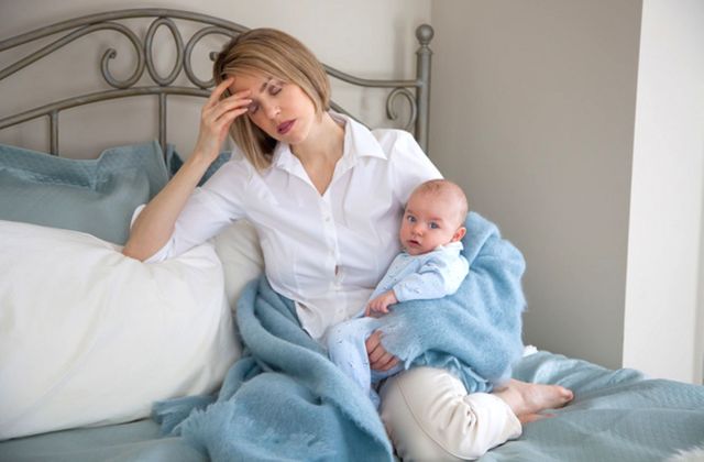 Kialvatlan kismamák – így éld túl az alváshiányos időket Kialvatlan kismamák – így éld túl az alváshiányos időket