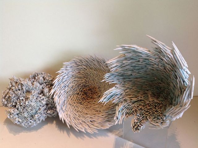 Elképesztő műalkotásokat készít régi könyvekből - fotók