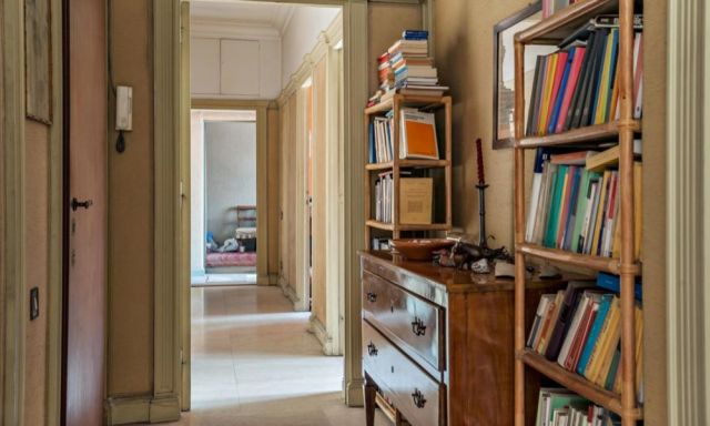 Ennyiért költözhetsz be Fellini római lakásába Ennyiért költözhetsz be Fellini római lakásába