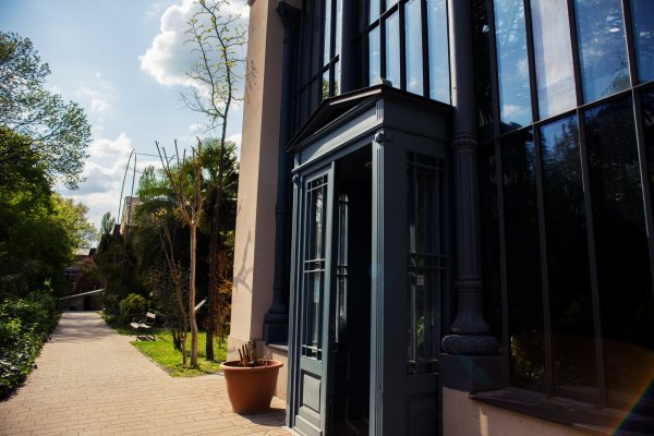 Álomrandi a gyönyörű Füvészkertben