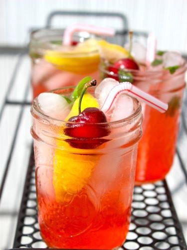 Befőzés: készíts különleges meggyszörpöt Befőzés: készíts különleges meggyszörpöt