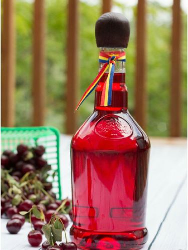 Befőzés: készíts különleges meggyszörpöt Befőzés: készíts különleges meggyszörpöt