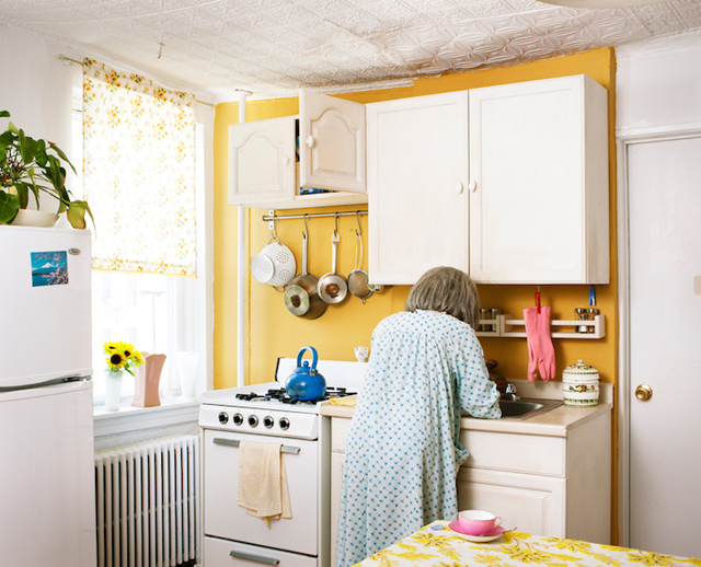 42 évesen kipróbálta, milyen idős nőnek lenni - fotók