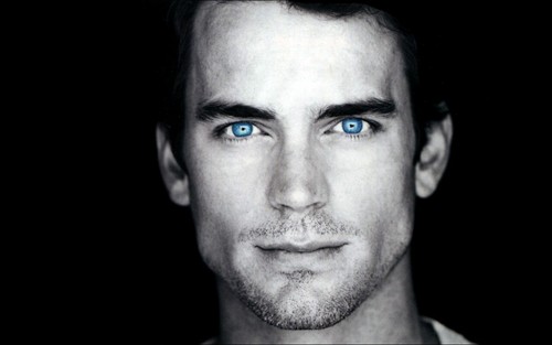 20 szexi fotó a szépszemű Matt Bomerről