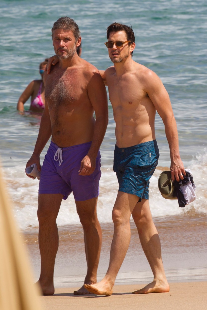 20 szexi fotó a szépszemű Matt Bomerről