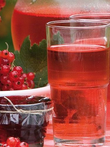 Befőzés: készíts egyszerűen házi ribizliszörpöt