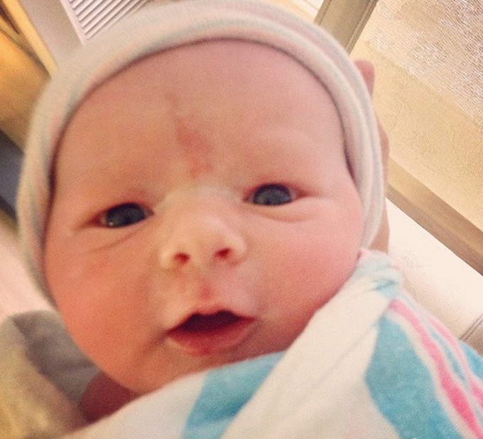 Apuka lett Scott Porter, a Szívek doktora szereplője -fotó