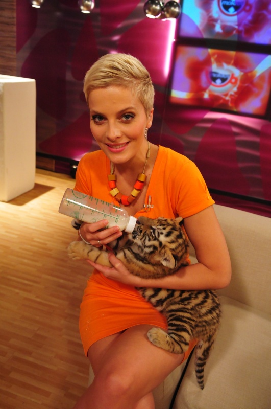 32 fotó a 32 éves Tatár Csilláról