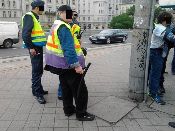 Döbbenet! Gázspray-vel fújtak le egy utast az ellenőrök