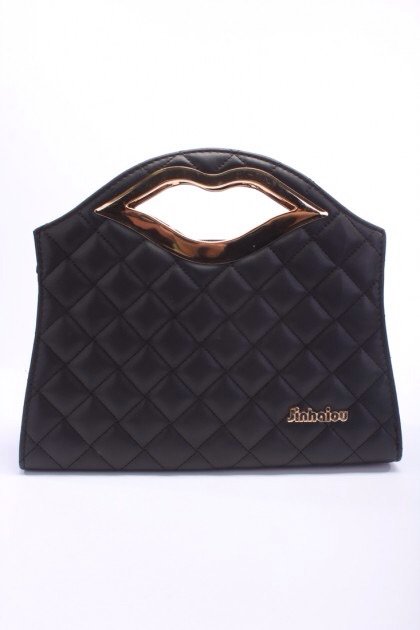 Itt az idei nyári táska trend Itt az idei nyári táska trend