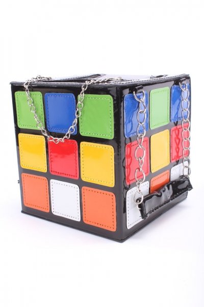 Itt az idei nyári táska trend Itt az idei nyári táska trend