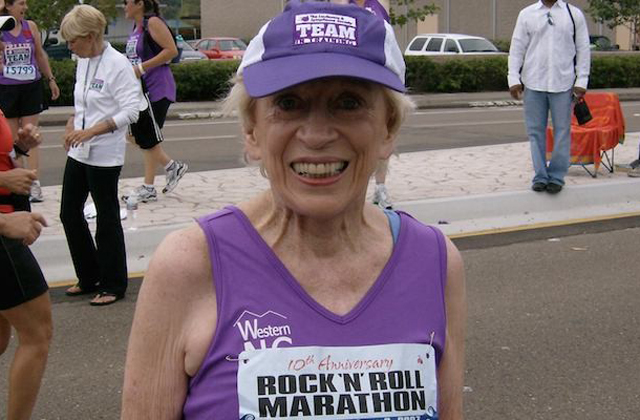 Lefutotta a maratont egy 92 éves nő