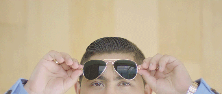 8 gifben bemutatjuk Kis Grófo új klipjét