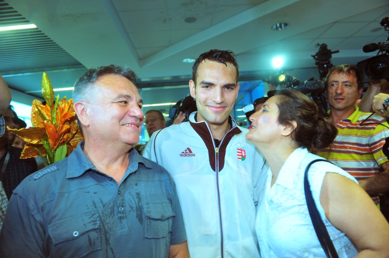 8 fotóval ünnepeljük az Eb-győztes Szilágyi Áront 8 fotóval ünnepeljük az Eb-győztes Szilágyi Áront