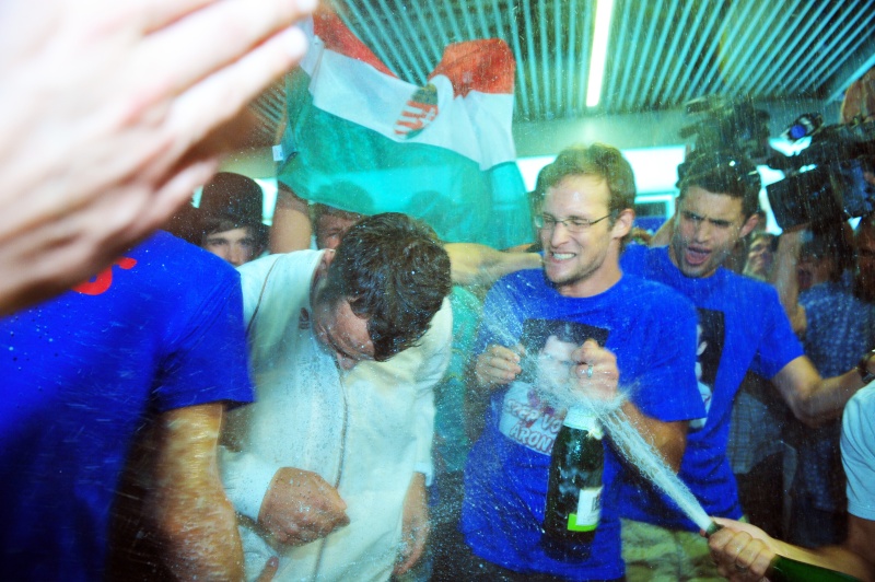 8 fotóval ünnepeljük az Eb-győztes Szilágyi Áront 8 fotóval ünnepeljük az Eb-győztes Szilágyi Áront