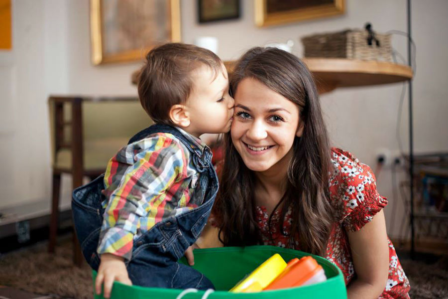 Ágost, Viola és a nagy puszi (Fotó: Boncsér Orsolya)