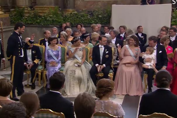 Élő: most házasodik a svéd király fia, Károly Fülöp