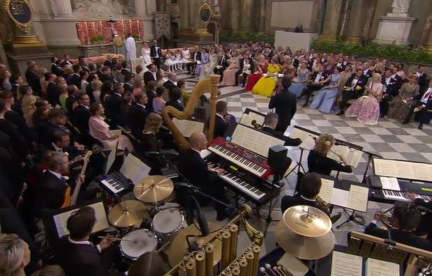 Élő: most házasodik a svéd király fia, Károly Fülöp