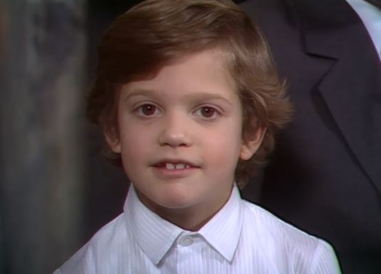 Élő: ilyen Károly Fülöp svéd herceg esküvője