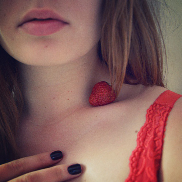 Itt a legújabb elmebaj: a kulcscsontkihívás!