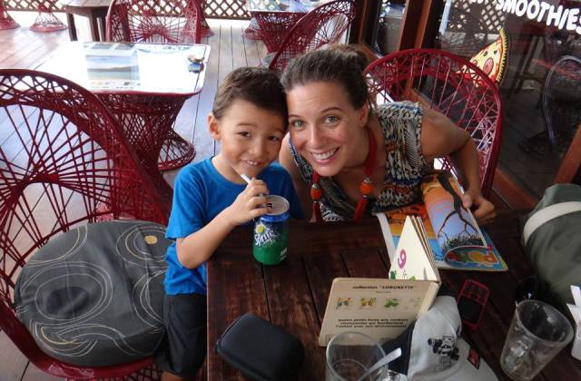 Nyíri-Kovács Patrícia és kisfia