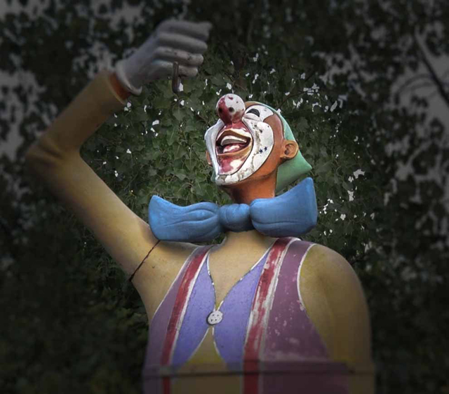 Hátborzongató fotók: ez maradt a bezárt vidámparkokból