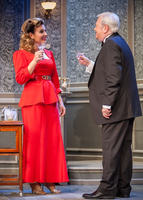 10 arcával köszöntjük a ma 42 éves Liptai Caludiát