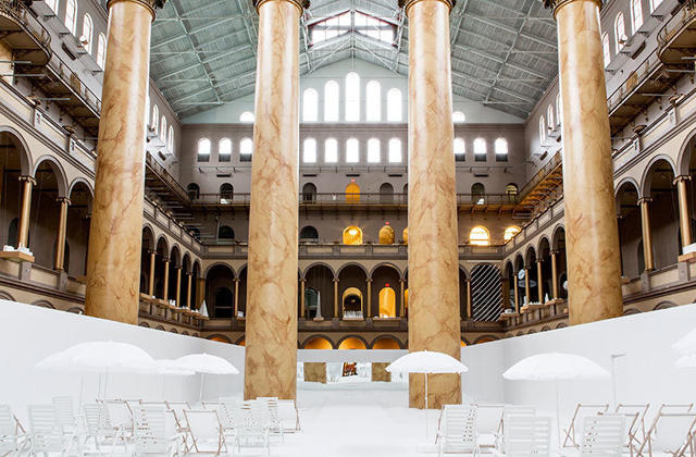 Strandot rendeztek be egy múzeumban - fotók Strandot rendeztek be egy múzeumban - fotók