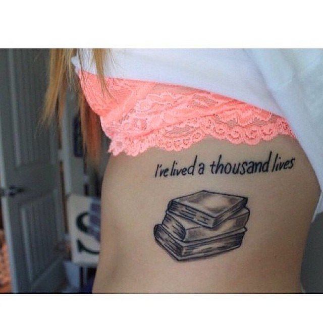 tetotválás, amit minden könyvmoly imádni fog - képek tetotválás, amit minden könyvmoly imádni fog - képek